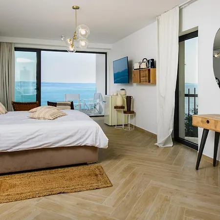 Gallery Luxury & Rooms-only Adults