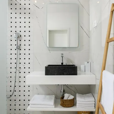 Gallery Luxury & Rooms-only Adults Appartement