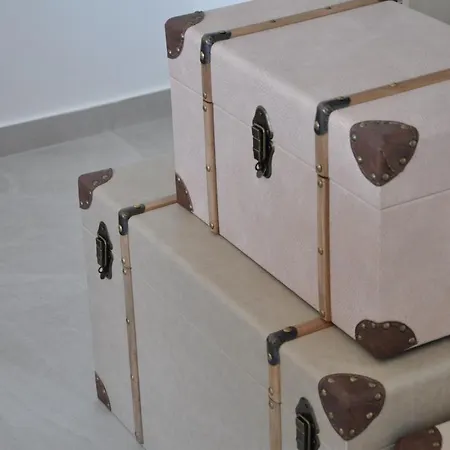 Gallery Luxury & Rooms-only Adults * Split