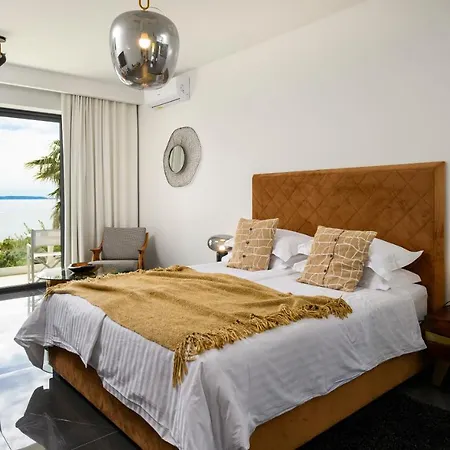 Apartment Gallery Luxury Suites & Rooms-Only Adults