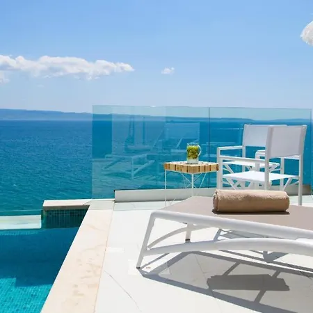 Gallery Luxury & Rooms-only Adults Apartament