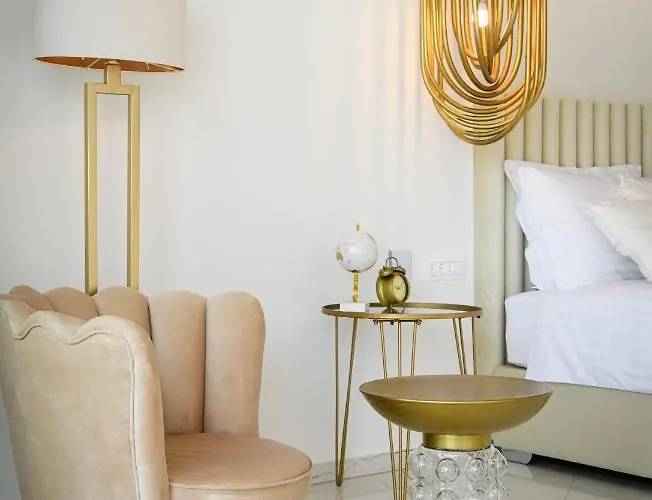 Gallery Luxury Suites & Rooms-Only Adults Apartment *