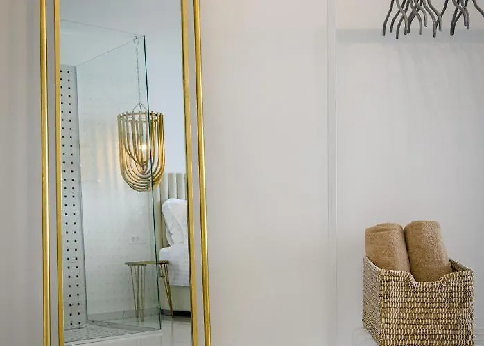 Apartment Gallery Luxury Suites & Rooms-Only Adults