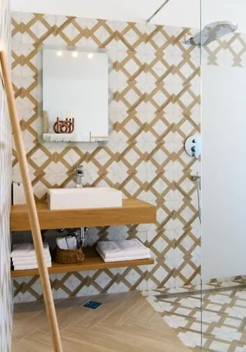 Apartment Gallery Luxury Suites & Rooms-Only Adults Split